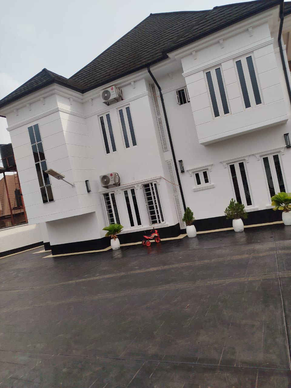 Interior finishing project by MY-KUH INTERIOR DESIGNER LTD 90